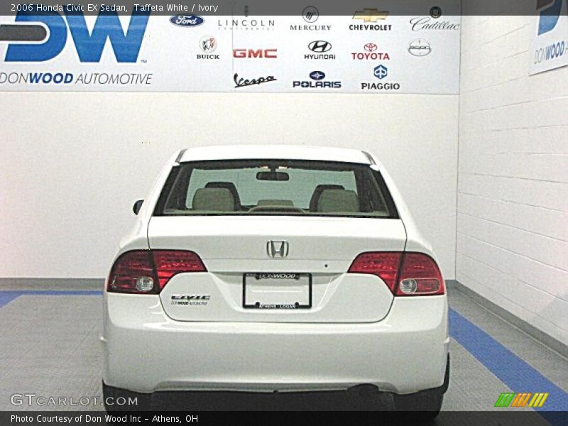 Taffeta White / Ivory 2006 Honda Civic EX Sedan