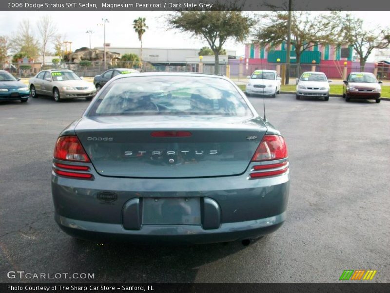 Magnesium Pearlcoat / Dark Slate Grey 2006 Dodge Stratus SXT Sedan