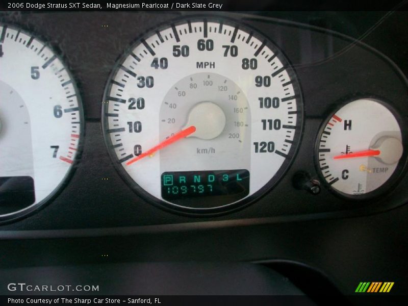 Magnesium Pearlcoat / Dark Slate Grey 2006 Dodge Stratus SXT Sedan