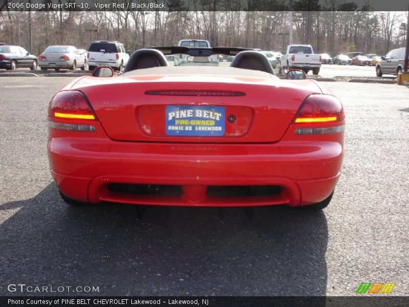 Viper Red / Black/Black 2006 Dodge Viper SRT-10