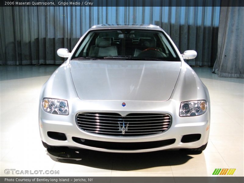Grigio Medio / Grey 2006 Maserati Quattroporte