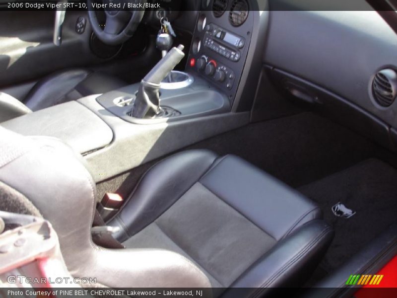 Viper Red / Black/Black 2006 Dodge Viper SRT-10