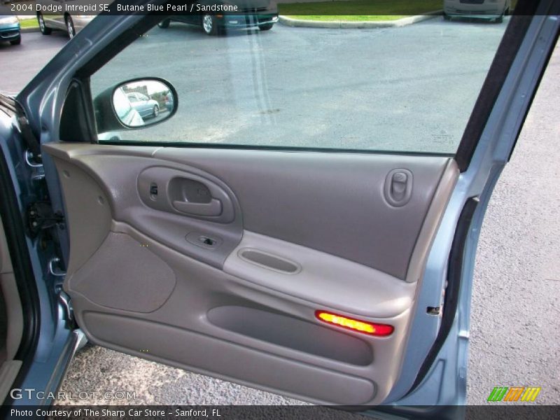 Butane Blue Pearl / Sandstone 2004 Dodge Intrepid SE