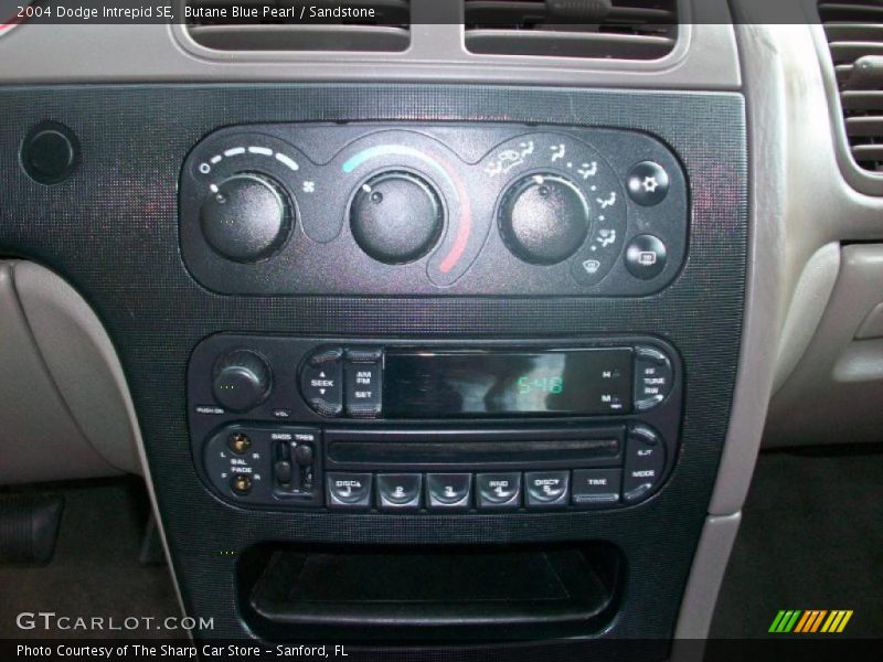 Butane Blue Pearl / Sandstone 2004 Dodge Intrepid SE