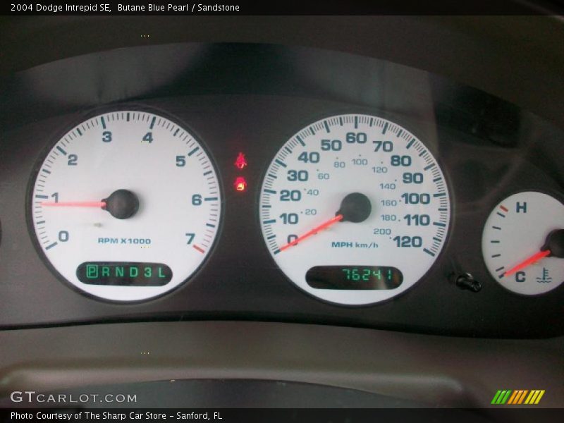 Butane Blue Pearl / Sandstone 2004 Dodge Intrepid SE