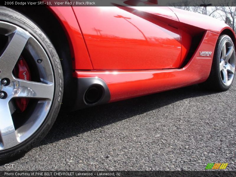 Viper Red / Black/Black 2006 Dodge Viper SRT-10