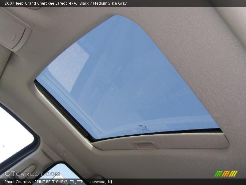 Black / Medium Slate Gray 2007 Jeep Grand Cherokee Laredo 4x4
