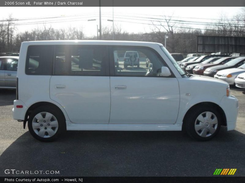Polar White / Dark Charcoal 2006 Scion xB