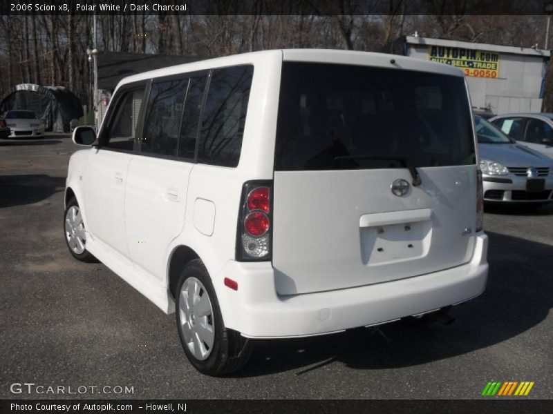 Polar White / Dark Charcoal 2006 Scion xB
