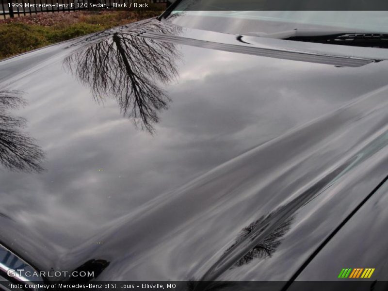 Black / Black 1999 Mercedes-Benz E 320 Sedan
