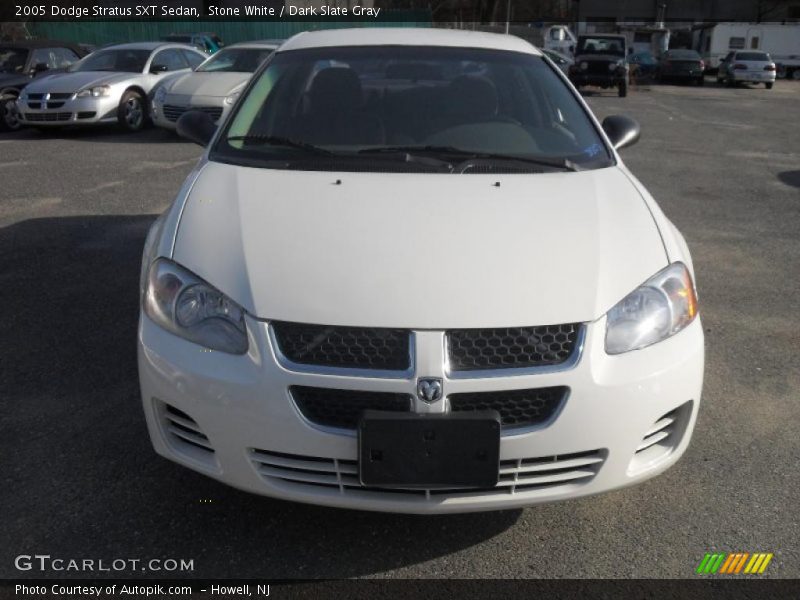 Stone White / Dark Slate Gray 2005 Dodge Stratus SXT Sedan