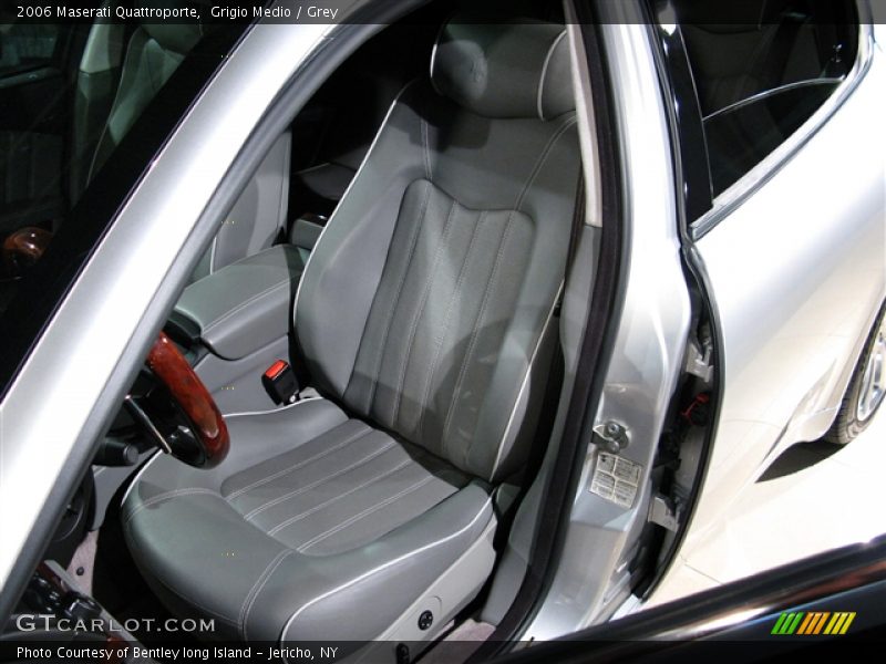 Grigio Medio / Grey 2006 Maserati Quattroporte