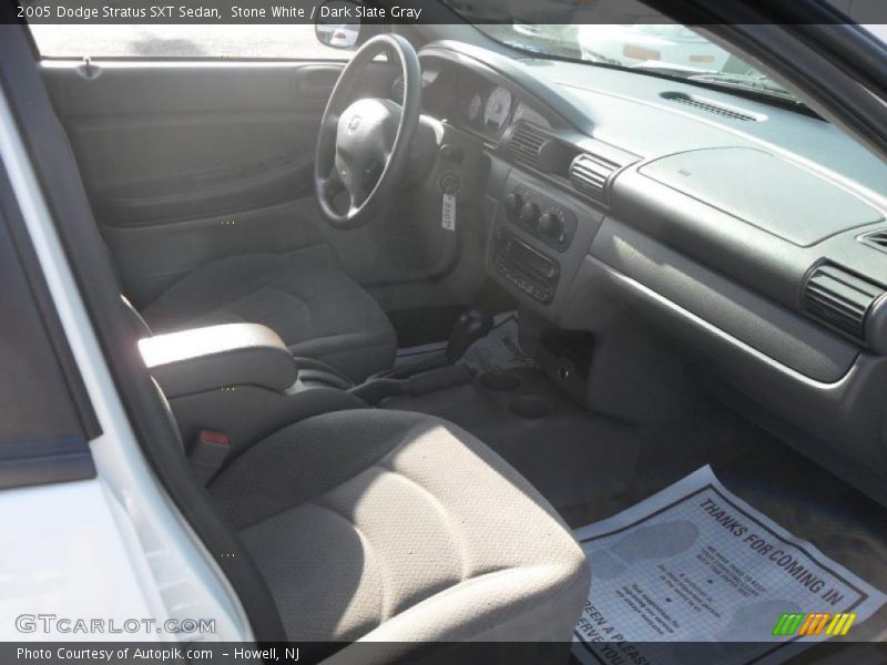 Stone White / Dark Slate Gray 2005 Dodge Stratus SXT Sedan