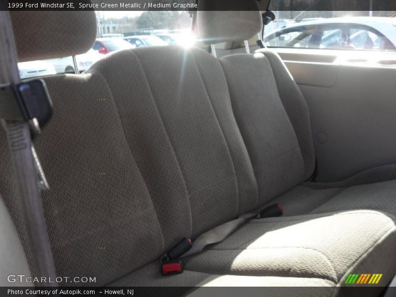 Spruce Green Metallic / Medium Graphite 1999 Ford Windstar SE