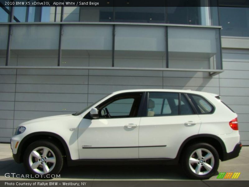 Alpine White / Sand Beige 2010 BMW X5 xDrive30i