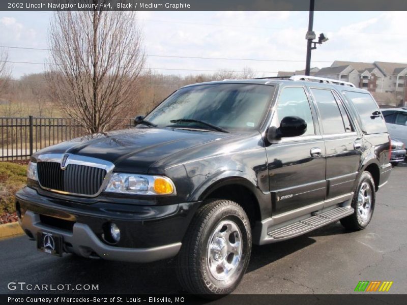 Black / Medium Graphite 2002 Lincoln Navigator Luxury 4x4