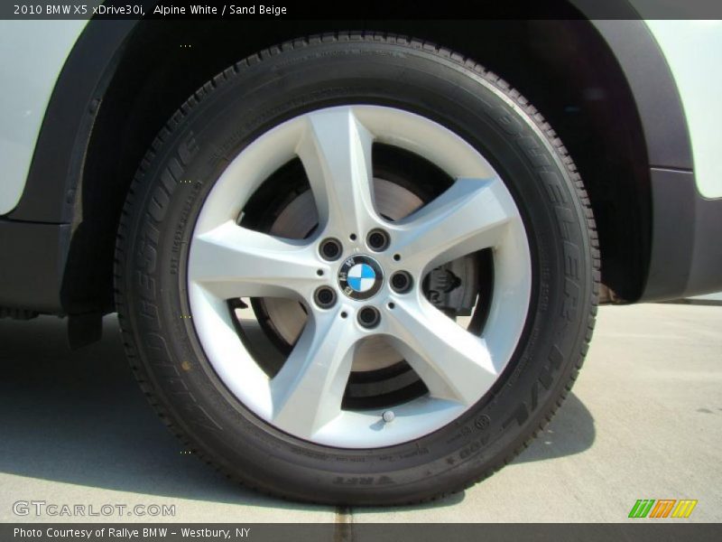 Alpine White / Sand Beige 2010 BMW X5 xDrive30i