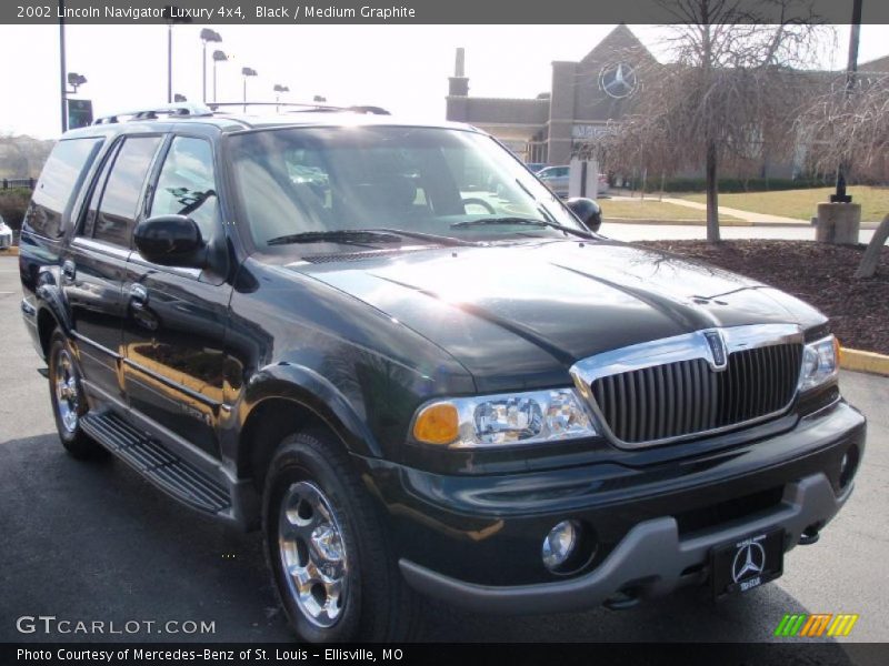 Black / Medium Graphite 2002 Lincoln Navigator Luxury 4x4
