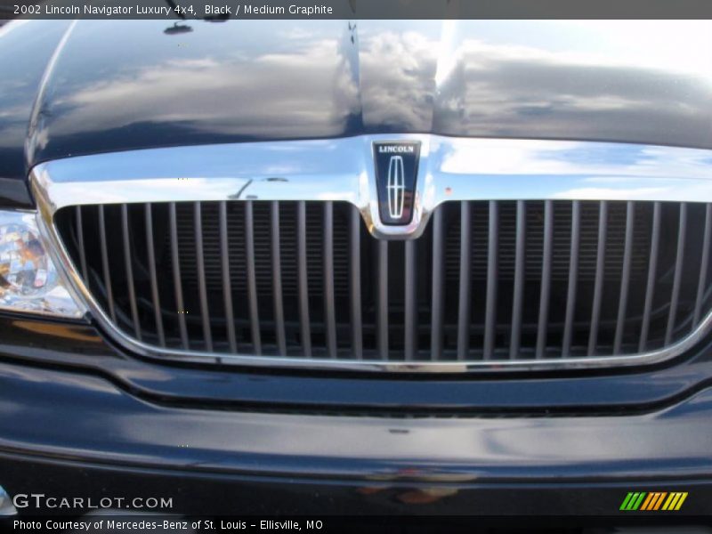 Black / Medium Graphite 2002 Lincoln Navigator Luxury 4x4