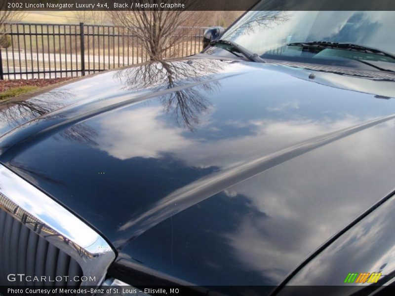 Black / Medium Graphite 2002 Lincoln Navigator Luxury 4x4