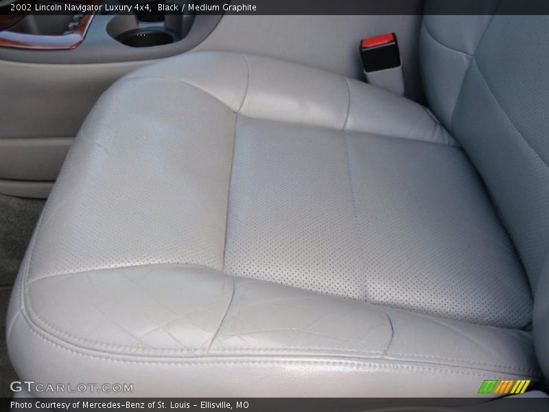 Black / Medium Graphite 2002 Lincoln Navigator Luxury 4x4