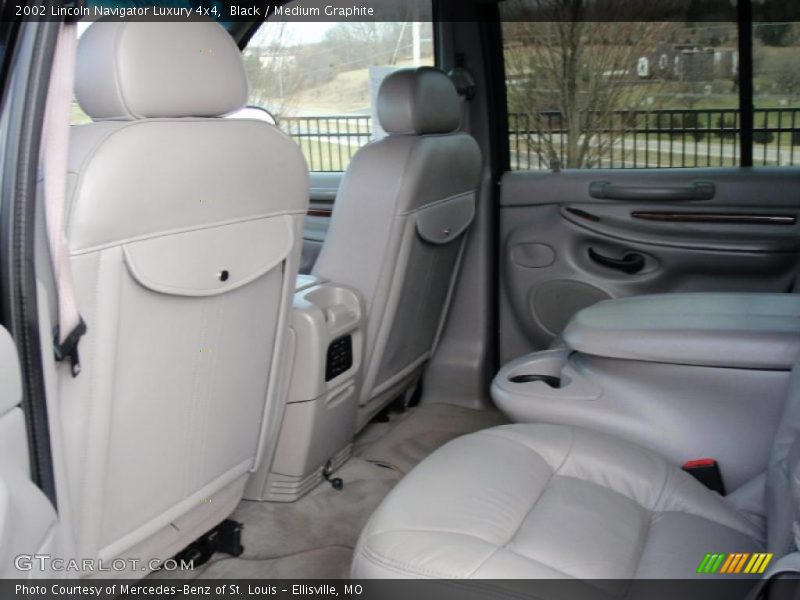 Black / Medium Graphite 2002 Lincoln Navigator Luxury 4x4
