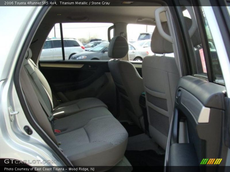 Titanium Metallic / Stone Gray 2006 Toyota 4Runner SR5 4x4