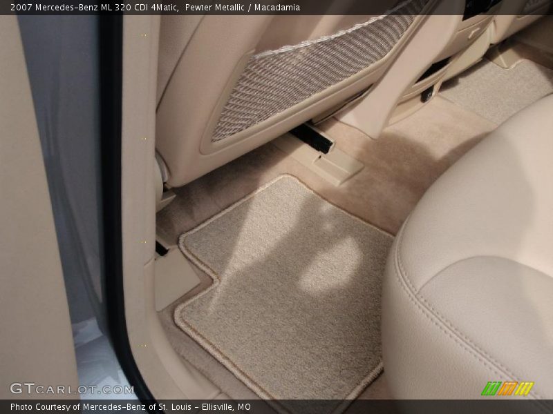 Pewter Metallic / Macadamia 2007 Mercedes-Benz ML 320 CDI 4Matic