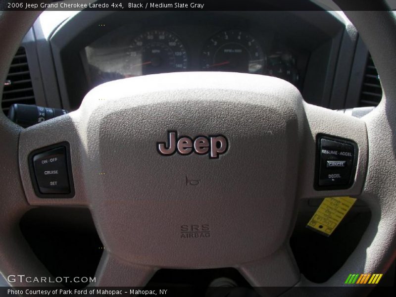 Black / Medium Slate Gray 2006 Jeep Grand Cherokee Laredo 4x4