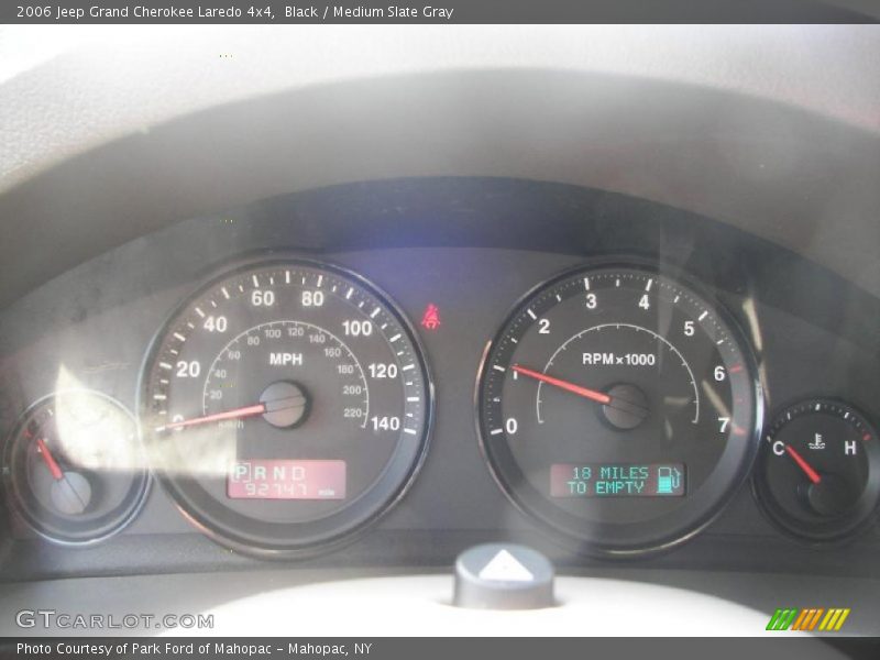 Black / Medium Slate Gray 2006 Jeep Grand Cherokee Laredo 4x4