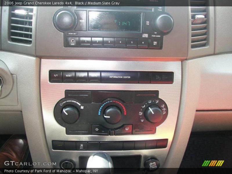 Black / Medium Slate Gray 2006 Jeep Grand Cherokee Laredo 4x4