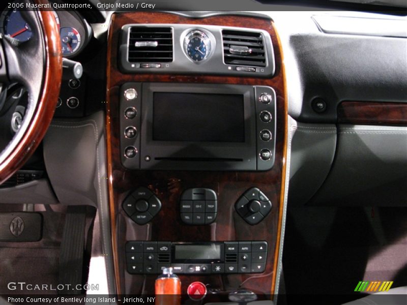 Grigio Medio / Grey 2006 Maserati Quattroporte