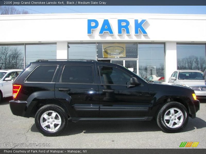 Black / Medium Slate Gray 2006 Jeep Grand Cherokee Laredo 4x4