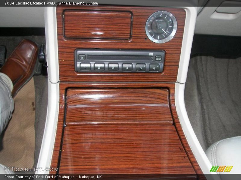 White Diamond / Shale 2004 Cadillac Escalade AWD