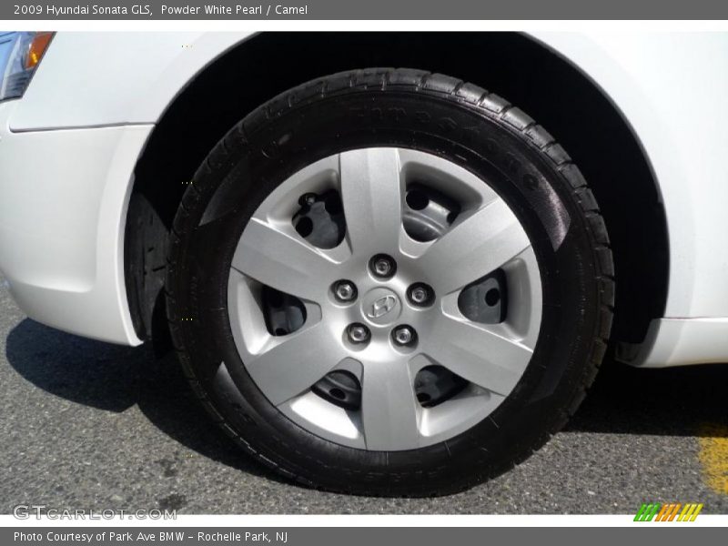 Powder White Pearl / Camel 2009 Hyundai Sonata GLS