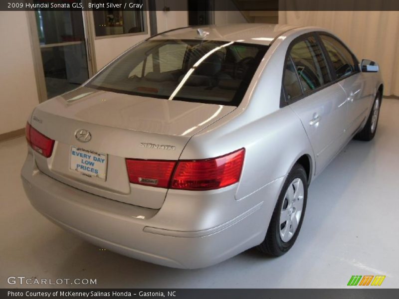 Bright Silver / Gray 2009 Hyundai Sonata GLS