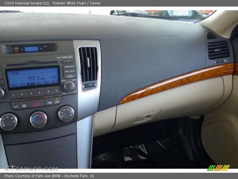 Powder White Pearl / Camel 2009 Hyundai Sonata GLS