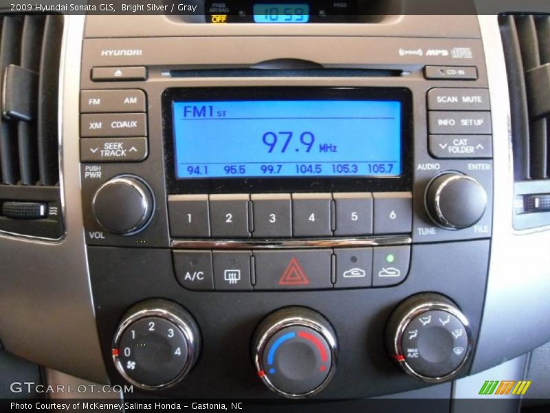 Bright Silver / Gray 2009 Hyundai Sonata GLS