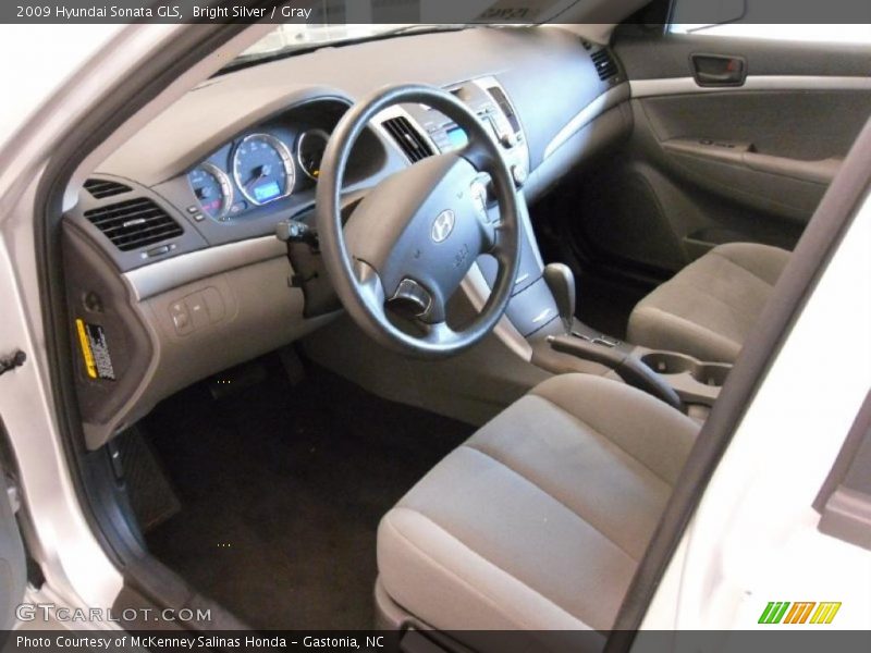 Bright Silver / Gray 2009 Hyundai Sonata GLS