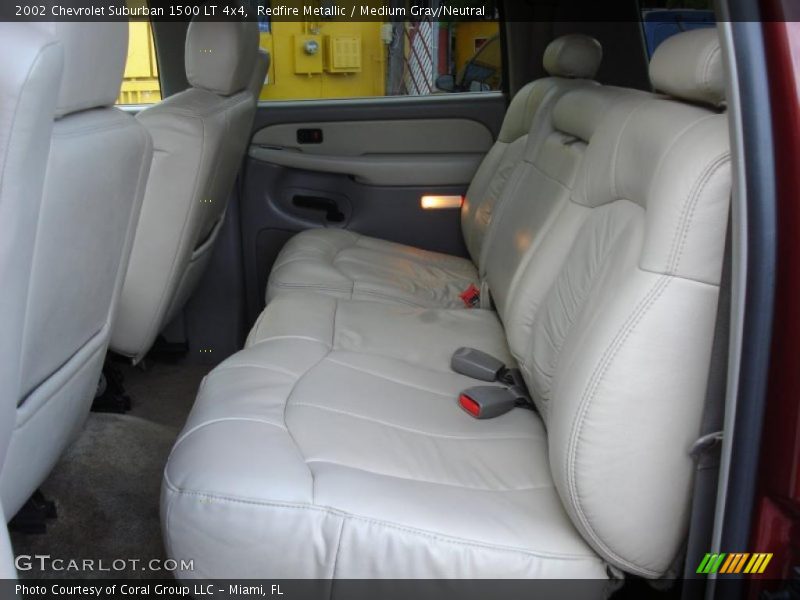 Redfire Metallic / Medium Gray/Neutral 2002 Chevrolet Suburban 1500 LT 4x4