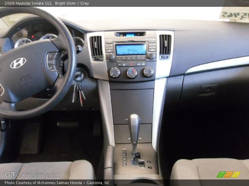 Bright Silver / Gray 2009 Hyundai Sonata GLS
