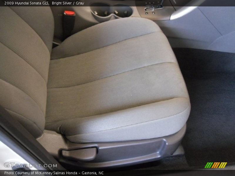 Bright Silver / Gray 2009 Hyundai Sonata GLS