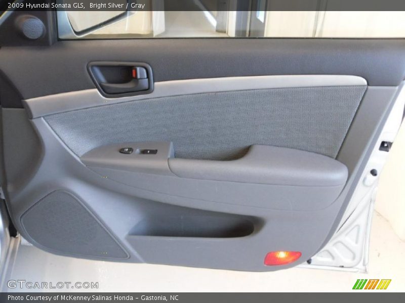 Bright Silver / Gray 2009 Hyundai Sonata GLS