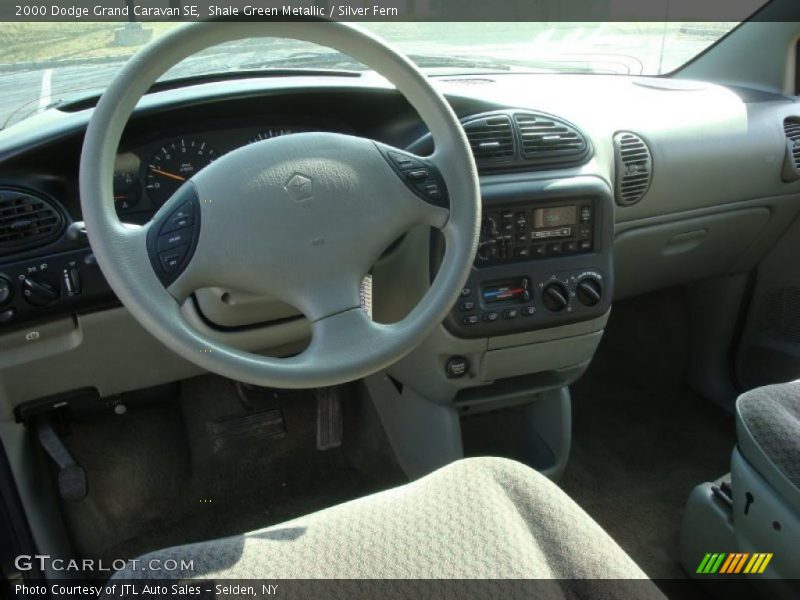Shale Green Metallic / Silver Fern 2000 Dodge Grand Caravan SE