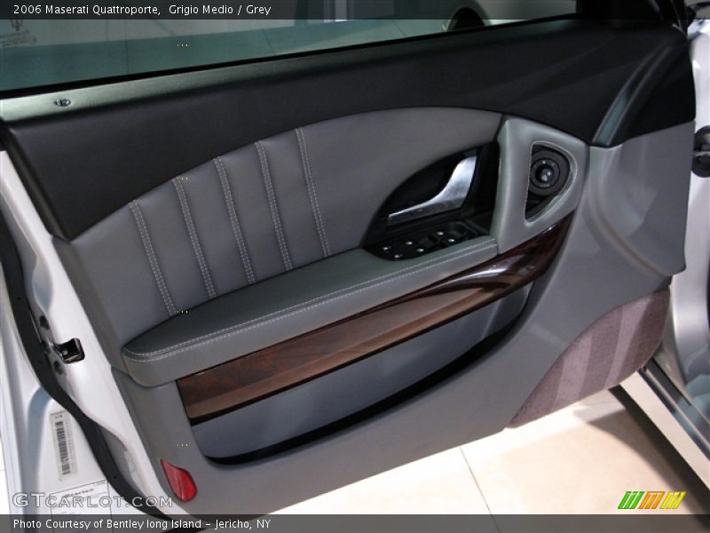Grigio Medio / Grey 2006 Maserati Quattroporte