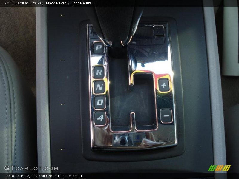Black Raven / Light Neutral 2005 Cadillac SRX V6