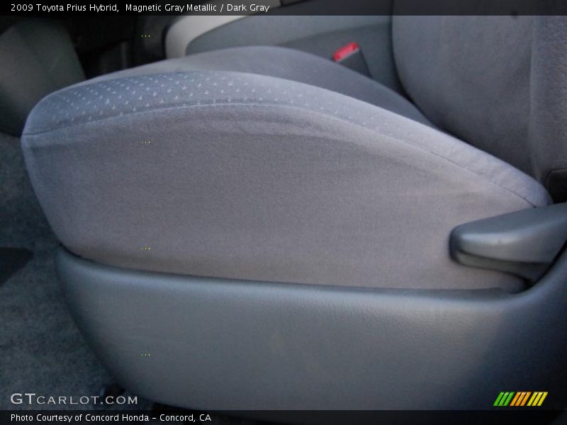 Magnetic Gray Metallic / Dark Gray 2009 Toyota Prius Hybrid