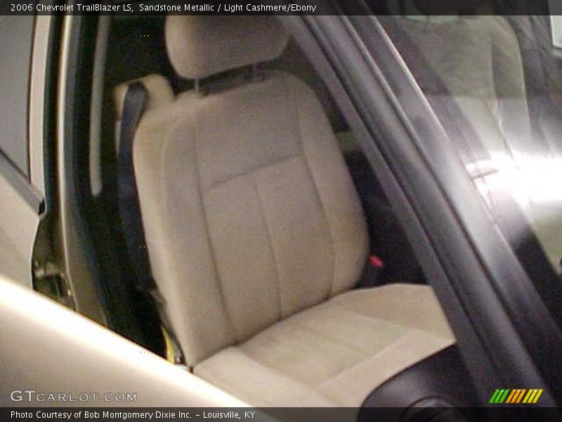Sandstone Metallic / Light Cashmere/Ebony 2006 Chevrolet TrailBlazer LS