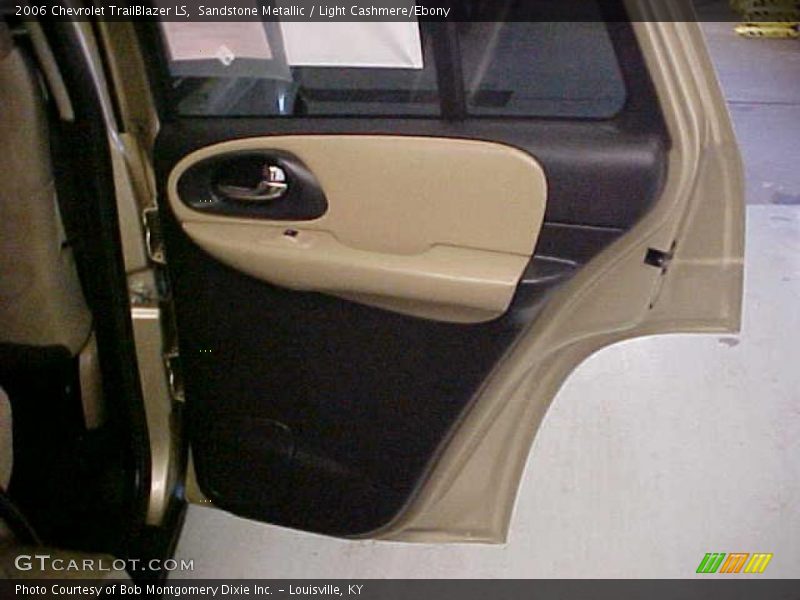 Sandstone Metallic / Light Cashmere/Ebony 2006 Chevrolet TrailBlazer LS