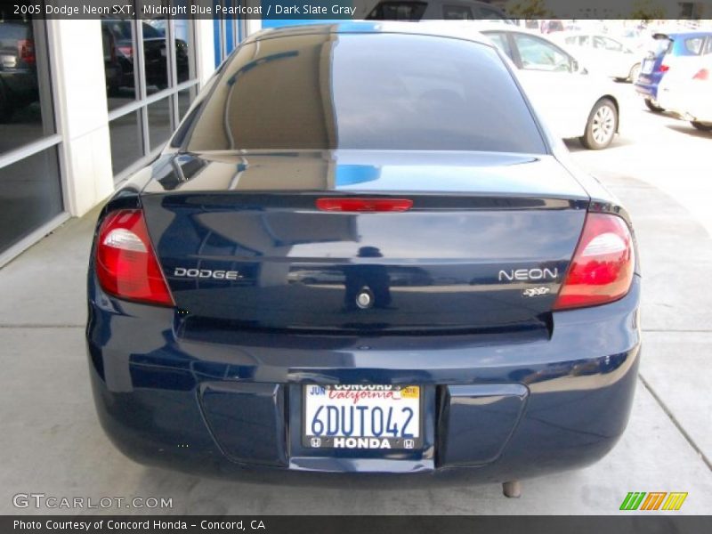 Midnight Blue Pearlcoat / Dark Slate Gray 2005 Dodge Neon SXT